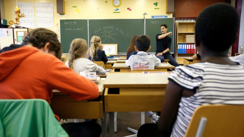 Selon une enquête mandatée  par le Syndicat des enseignants romands, deux enseignants  sur cinq montrent des signes  de burnout.